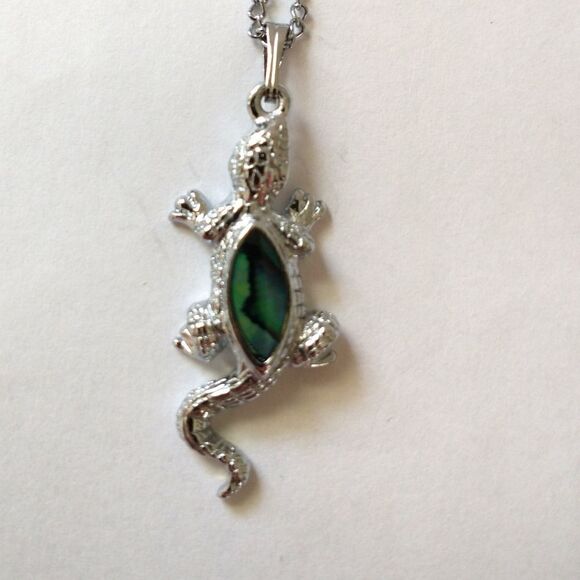 Vtg Abalone Gecko Pendant Necklace Lizard Reptile Silver Tone Shell 18" Chain - Picture 14 of 16
